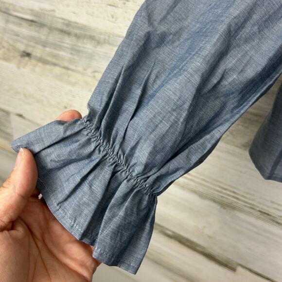 Gap Women’s S Blue Lightweight Boho Ruffle Collar Long Sleeve Blouse NWT - Picture 2 of 7